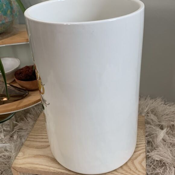 Portmeirion Vintage The Botanic Garden 1972
Canister Honeysuckle Flower - Picture 8 of 17